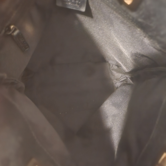 GUCCI MONOGRAM TOTE - Picture 8 of 10